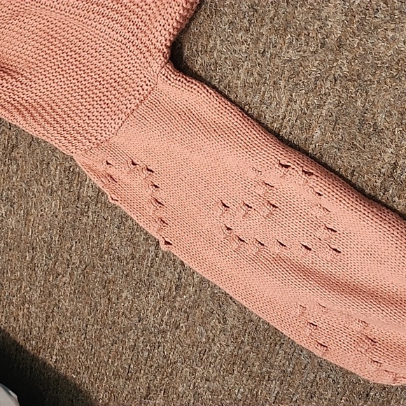 Medium Sized Sweater - Picture 6 of 6